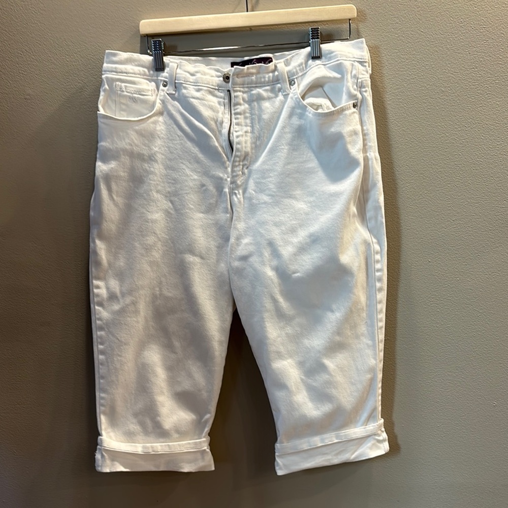 Classic White Denim Capris